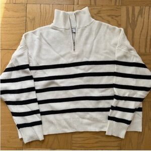 White and Black Striped  cropped Knit Sweater
